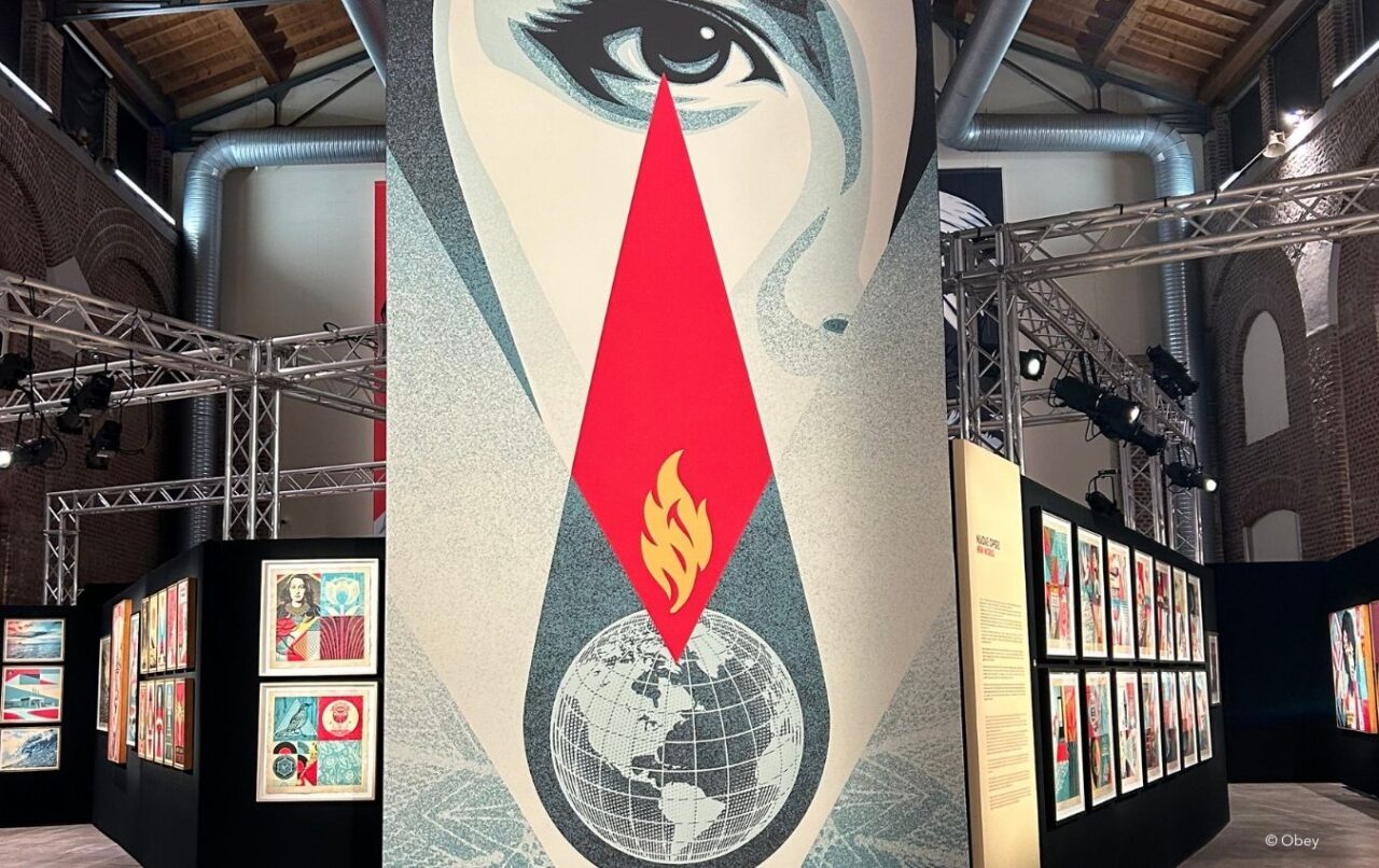 Obey a Milano: visita la mostra 2024 tra street art, riflessione sociale e ribellione.